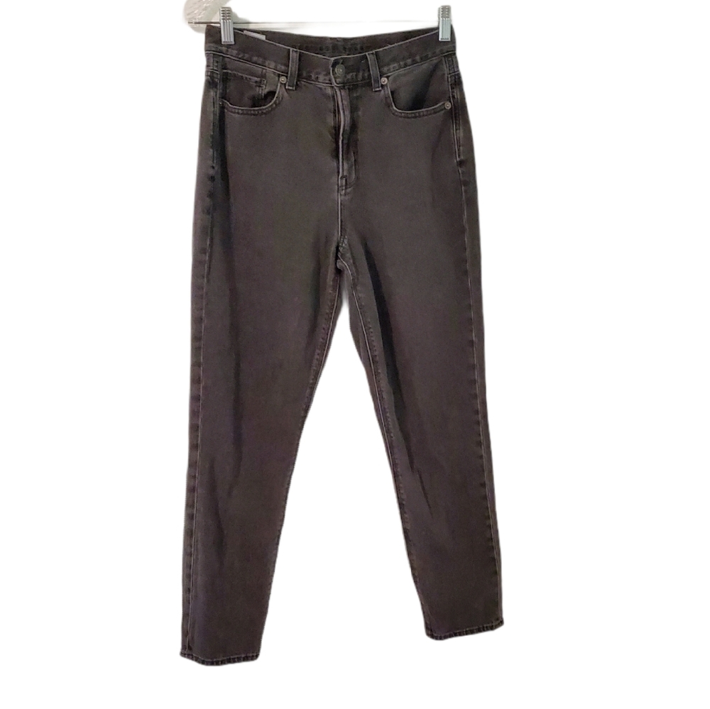American Eagle Black Wash High Rise Mom Jean 4